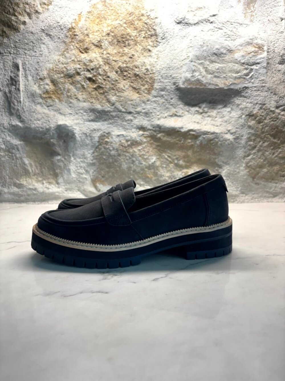 Toms Slip-on, classic thick-soled loafers